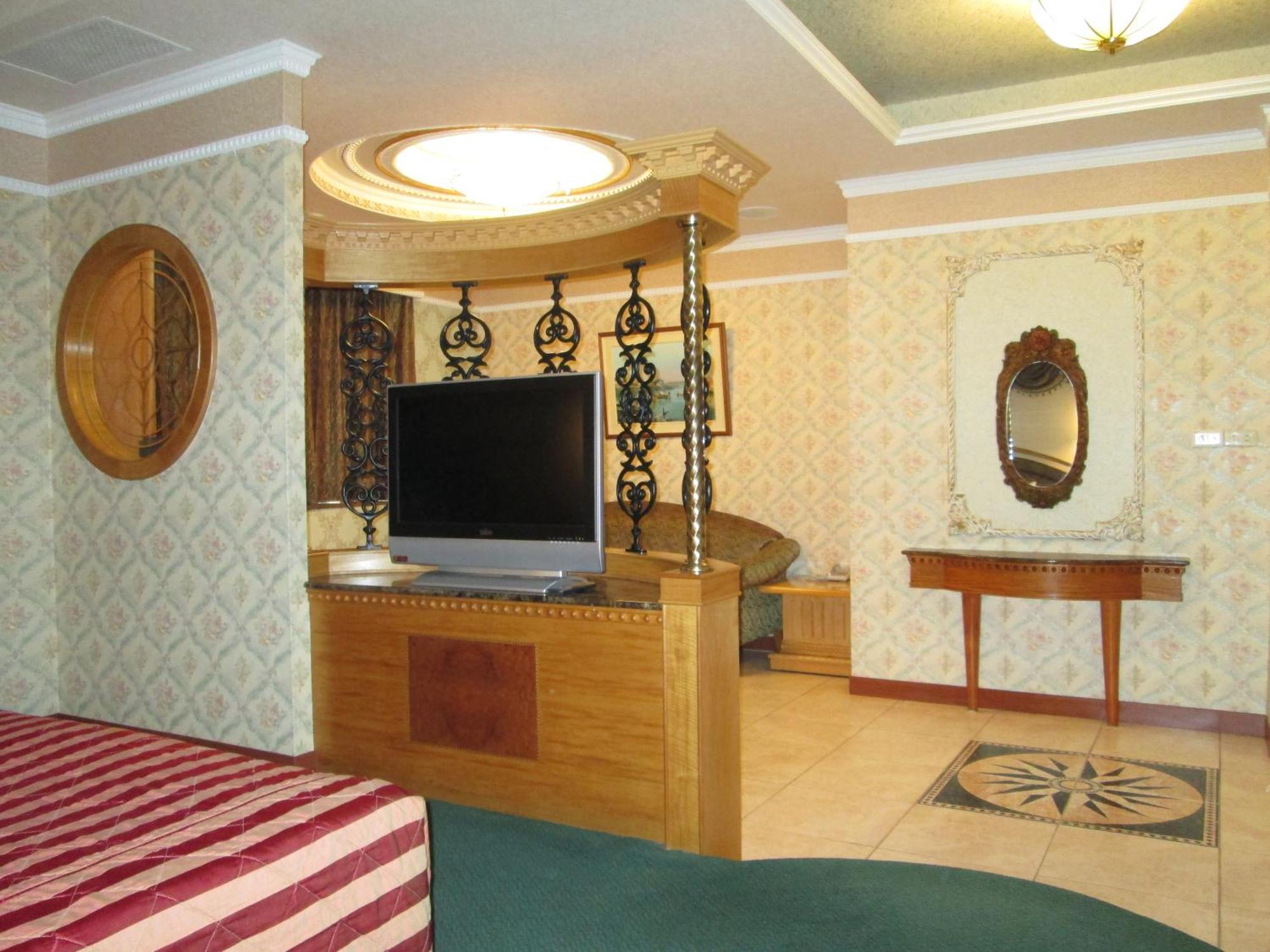 Huangjia Motel ไถหนาน ภายนอก รูปภาพ
